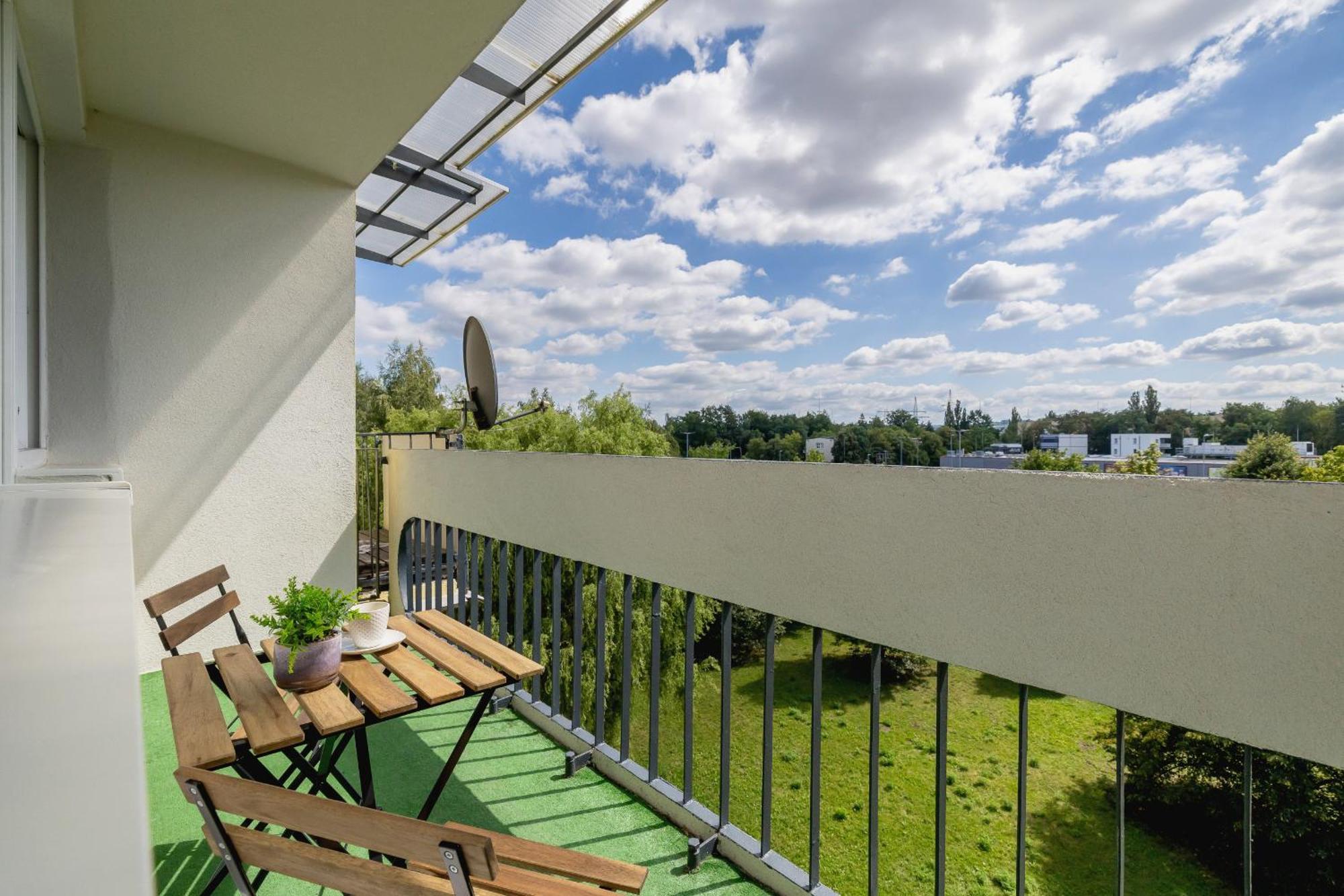 Przytulny Z 3 Sypialniami Z Biurkiem Do Pracy Zdalnej By Renters Apartamento